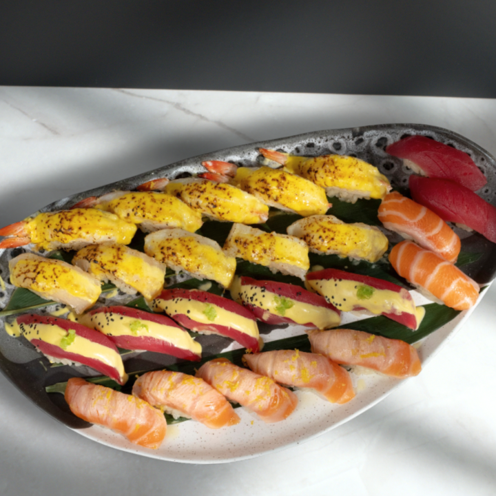 Premium sushi club presentation
